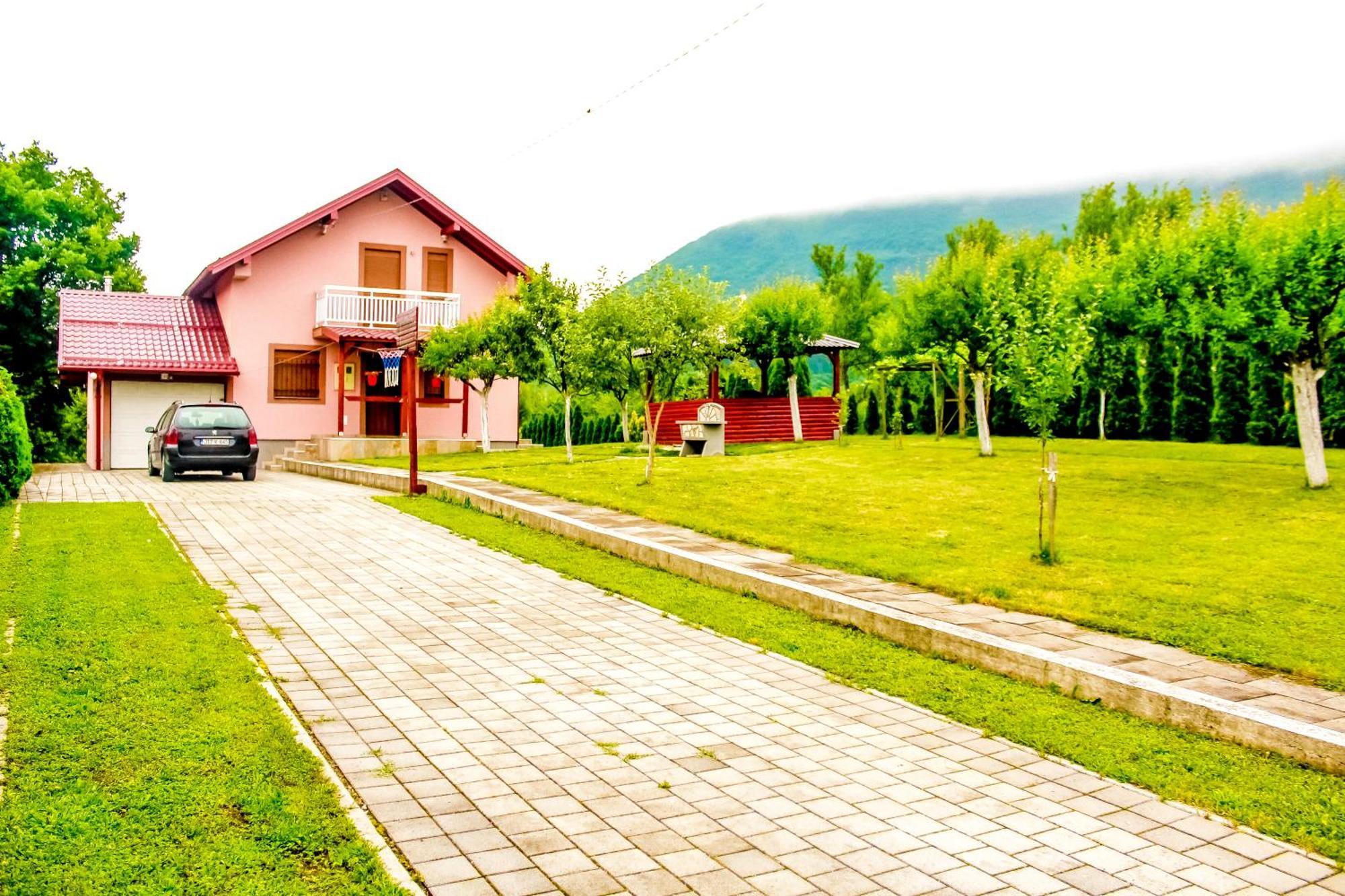 Villa Usivak For Green Quiet Holiday Near Sarajevo#Travellerawards2025 Εξωτερικό φωτογραφία